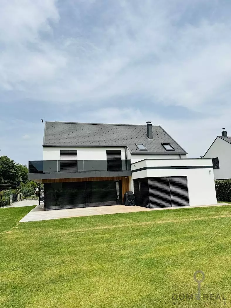 Дом 210м² в Словении, Домжале. Стоимостью 1099000€ аренда фото-1