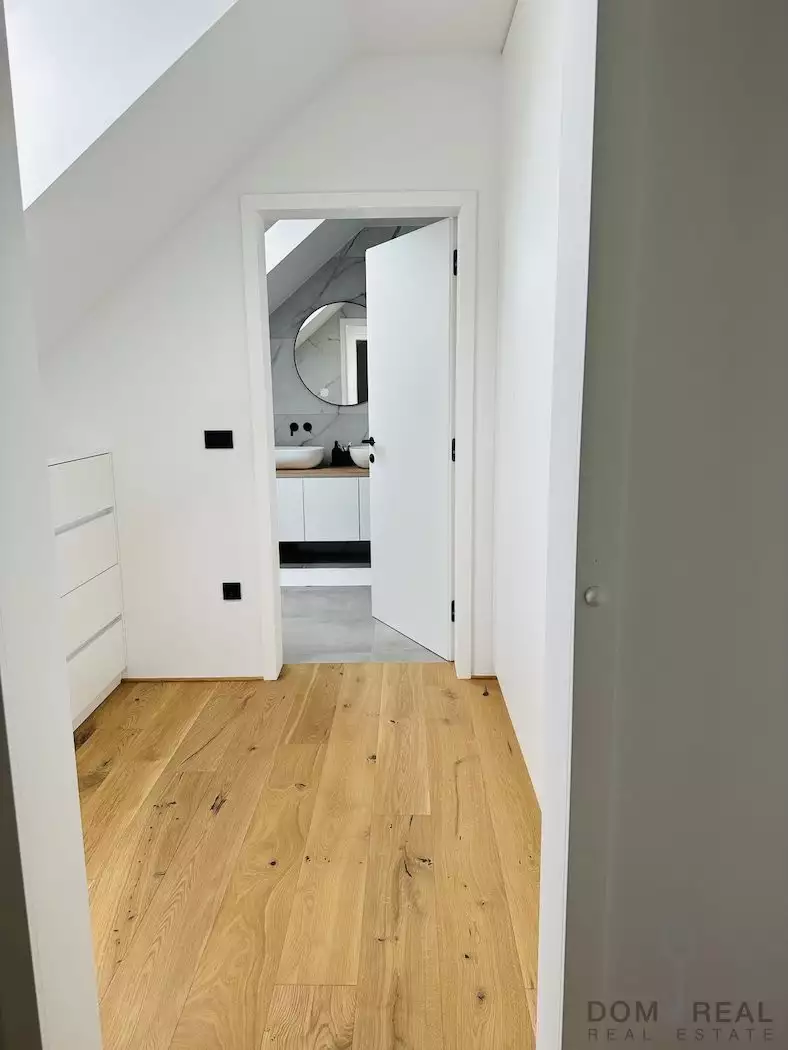 Дом 210м² в Словении, Домжале. Стоимостью 1099000€ аренда фото-11
