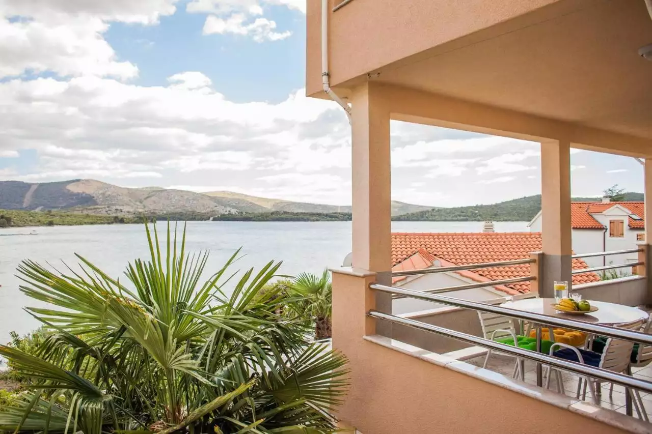 Отель, гостиница 330м² в Хорватии, Заборич. Стоимостью 990000€ аренда фото-1