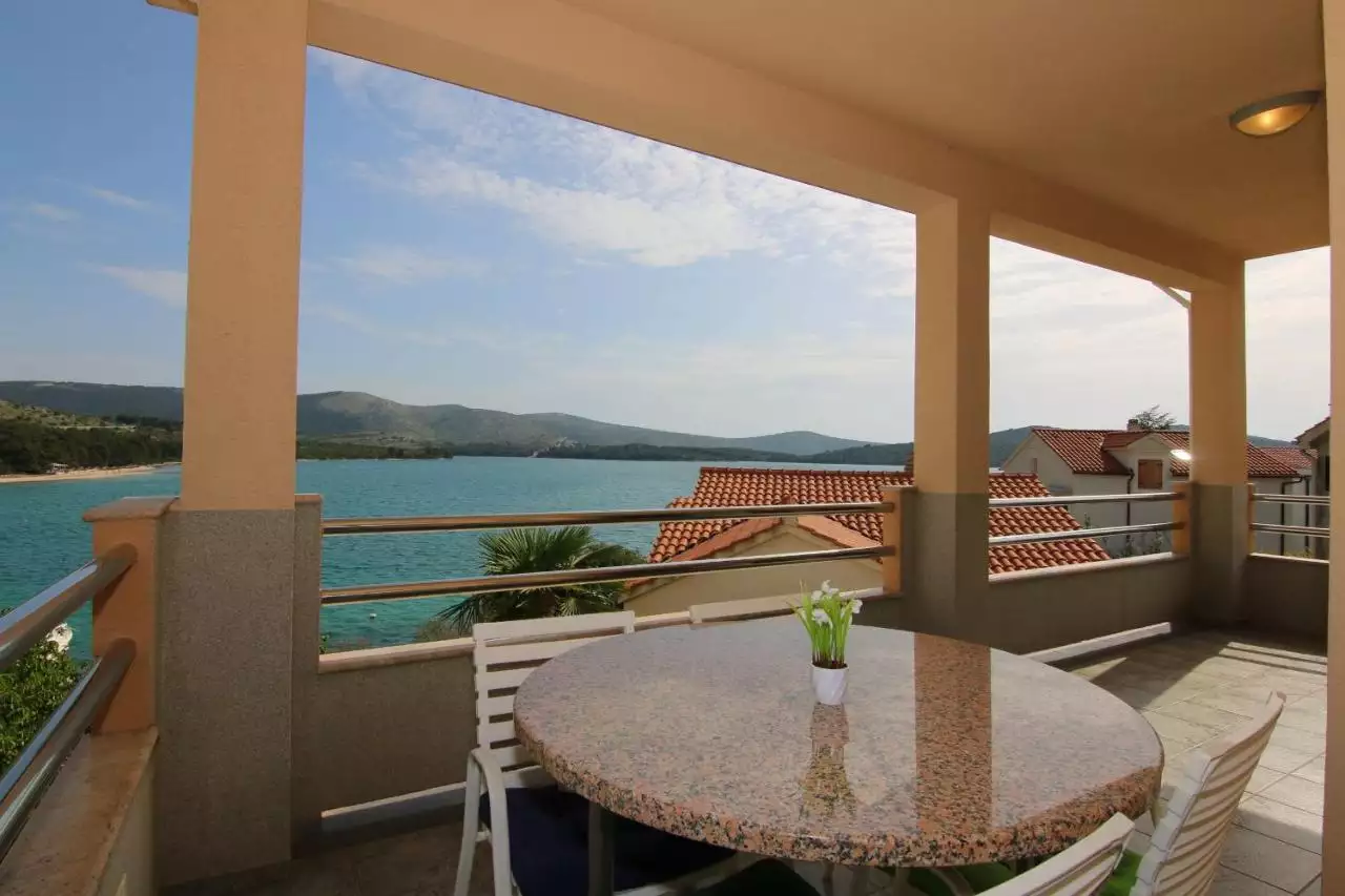 Отель, гостиница 330м² в Хорватии, Заборич. Стоимостью 990000€ аренда фото-5