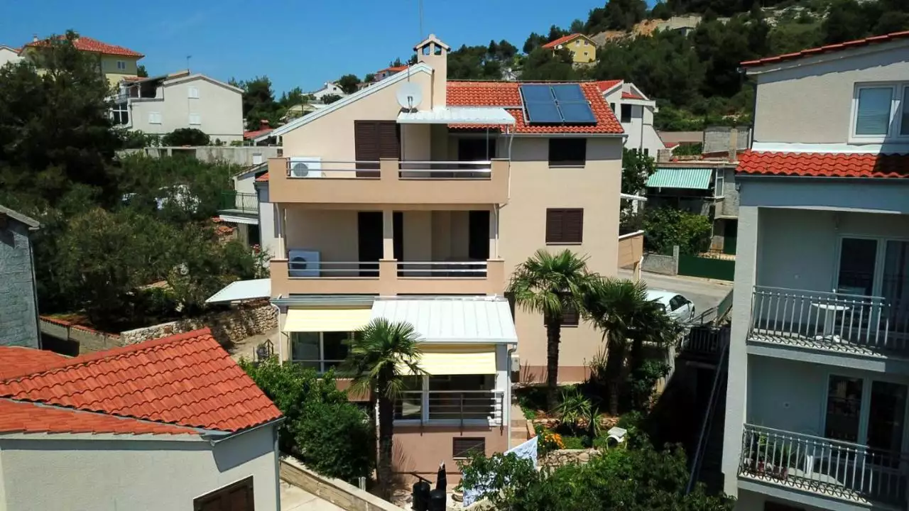Отель, гостиница 330м² в Хорватии, Заборич. Стоимостью 990000€ аренда фото-8