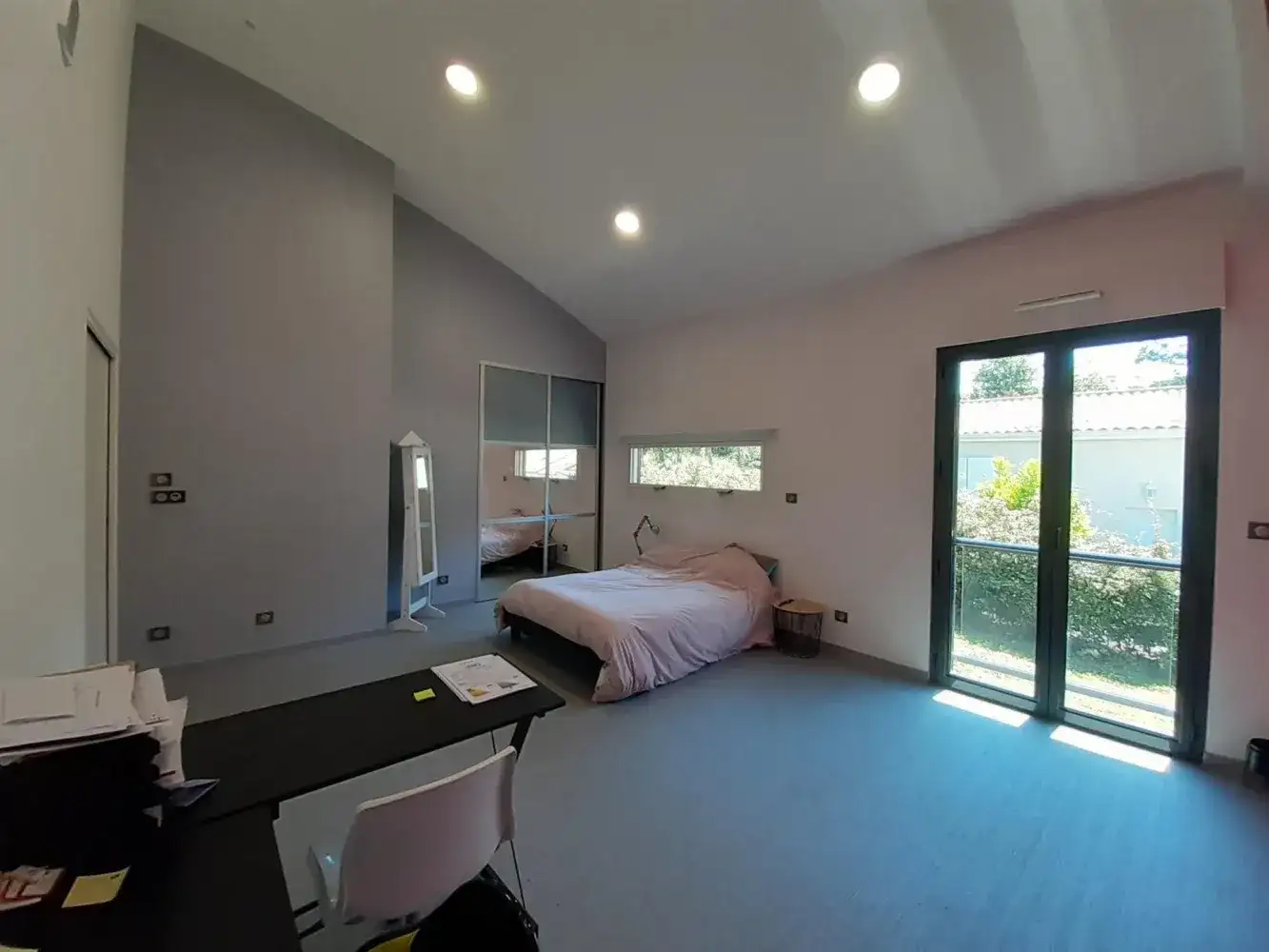 Замок 255м² в Франции, Вуней-су-Биар. Стоимостью 464000€ аренда фото-11
