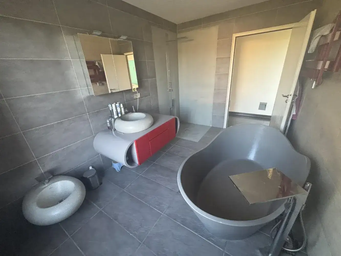 Замок 255м² в Франции, Вуней-су-Биар. Стоимостью 464000€ аренда фото-12