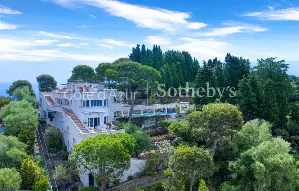 Замок 595м² в Франции, Сен-Жан-Кап-Ферра. Стоимостью 15500000€ аренда фото-4