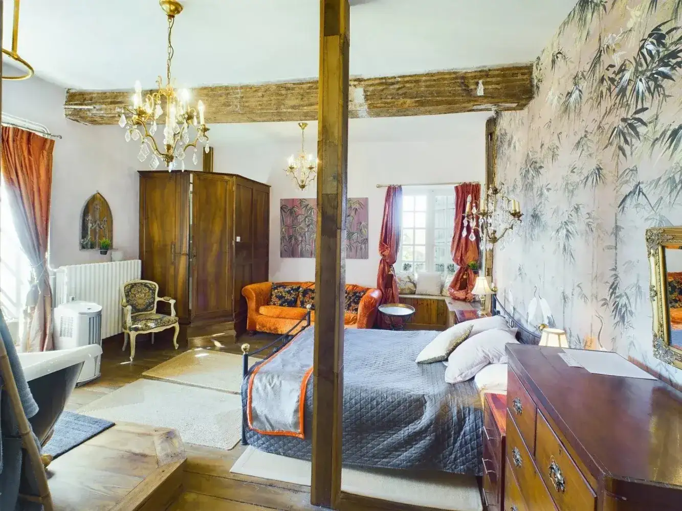 Замок 328м² в Франции, Нонтрон. Стоимостью 599000€ аренда фото-1