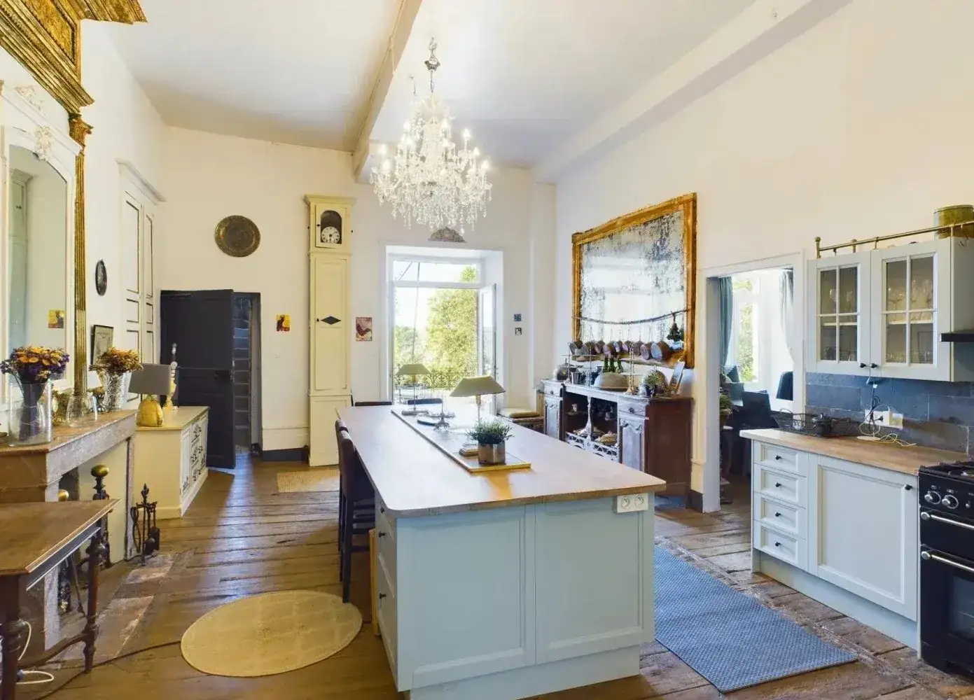 Замок 328м² в Франции, Нонтрон. Стоимостью 599000€ аренда фото-11