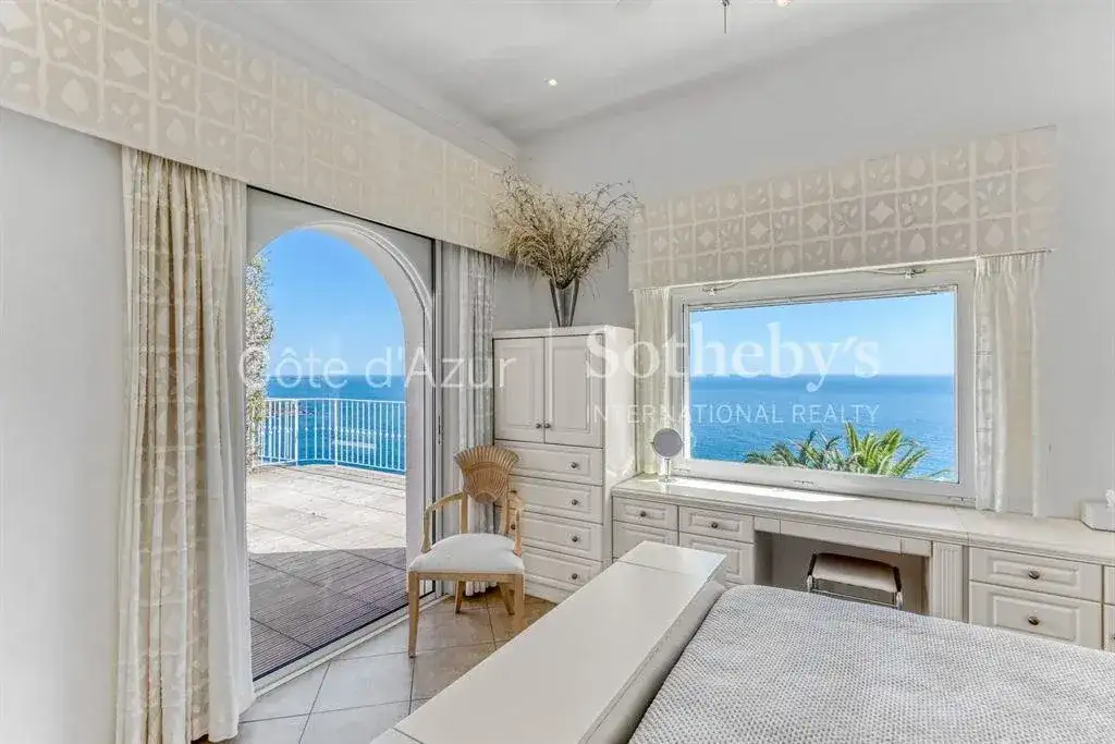 Замок 231м² в Франции, Аге. Стоимостью 2650000€ аренда фото-10