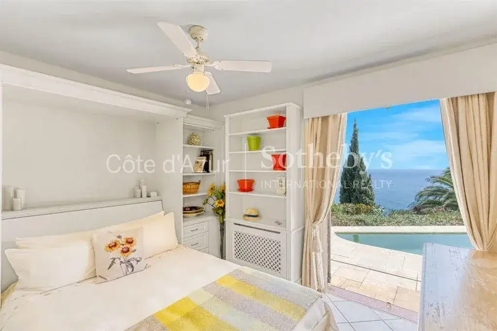Замок 231м² в Франции, Аге. Стоимостью 2650000€ аренда фото-11