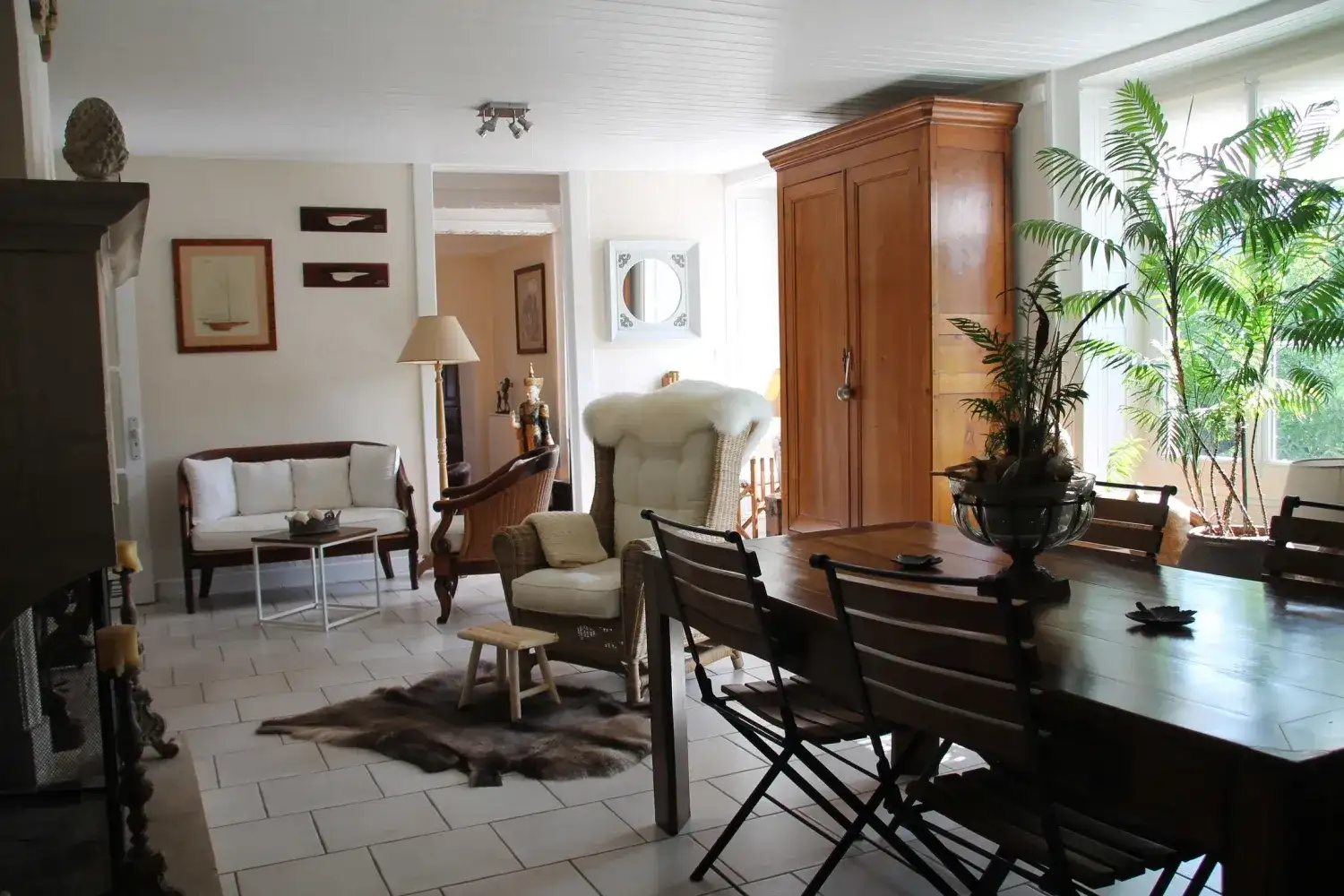Замок 285м² в Франции, Домблан. Стоимостью 964000€ аренда фото-16