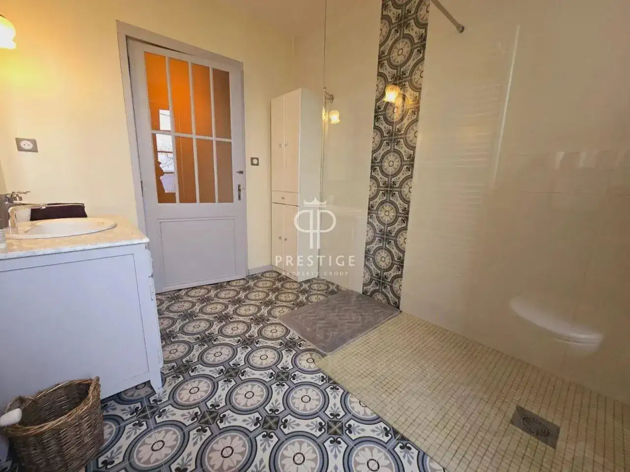 Замок 232м² в Франции, Бран. Стоимостью 750000€ аренда фото-1