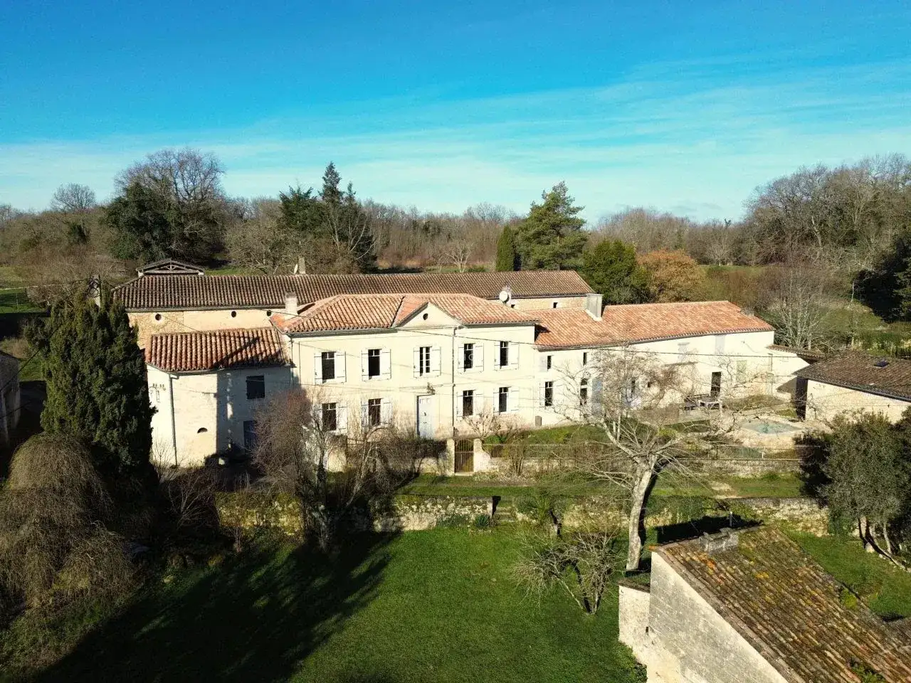 Замок 232м² в Франции, Бран. Стоимостью 750000€ аренда фото-5