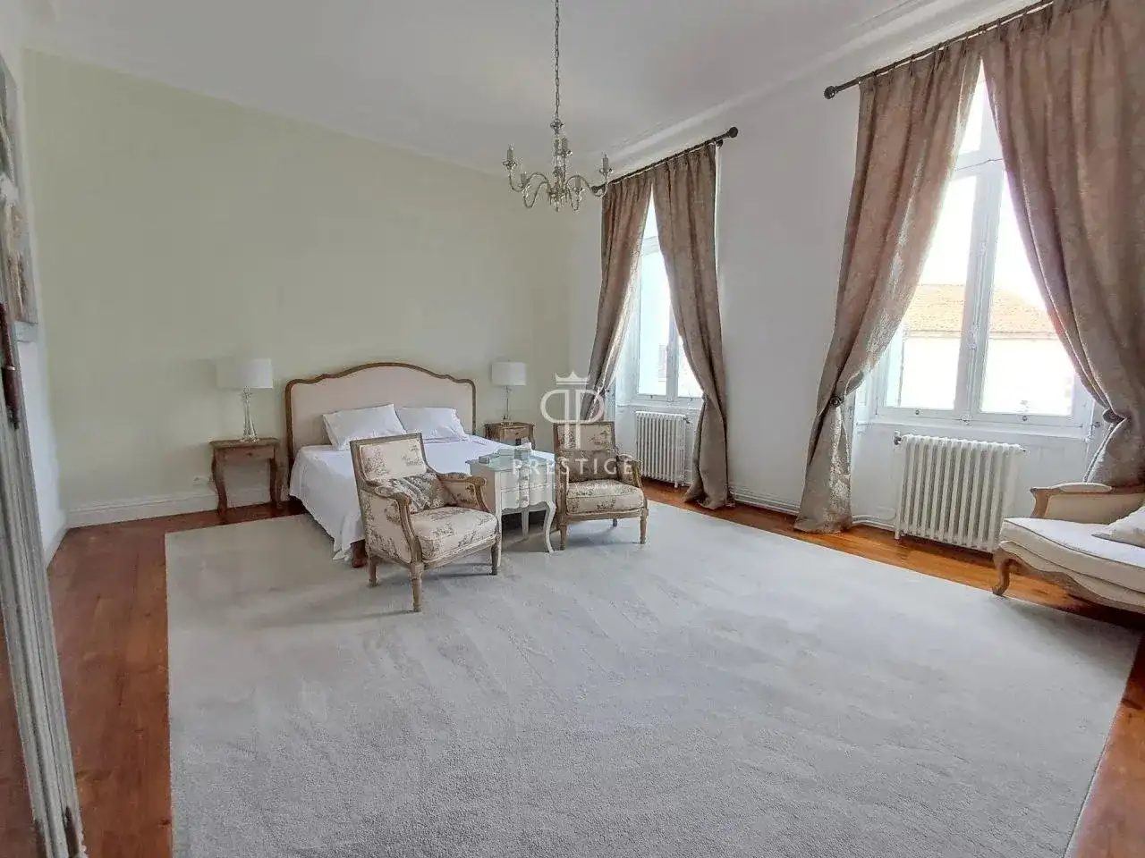 Замок 933м² в Франции, Сен-Жан-д'Анжели. Стоимостью 1350000€ аренда фото-4