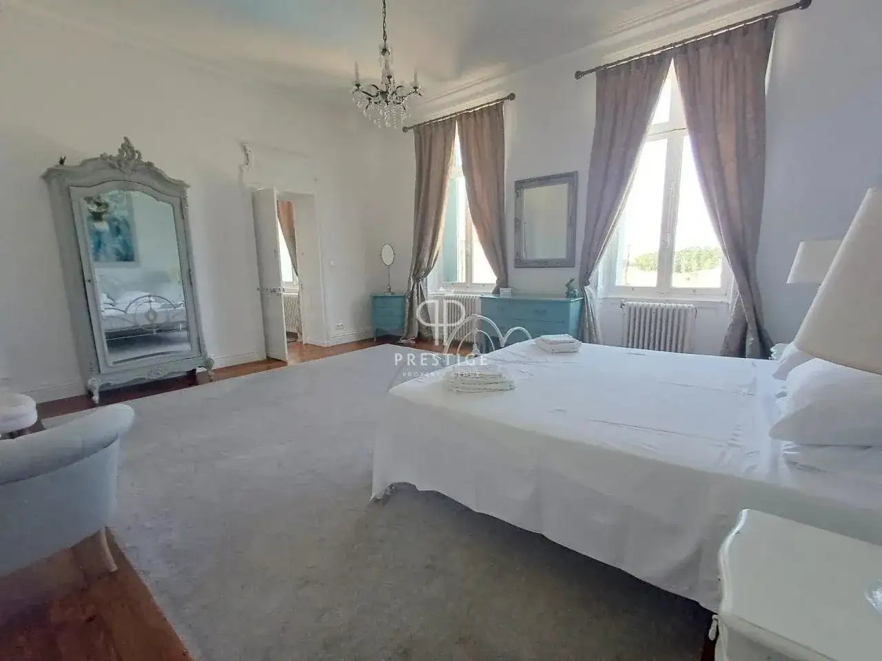 Замок 933м² в Франции, Сен-Жан-д'Анжели. Стоимостью 1350000€ аренда фото-5