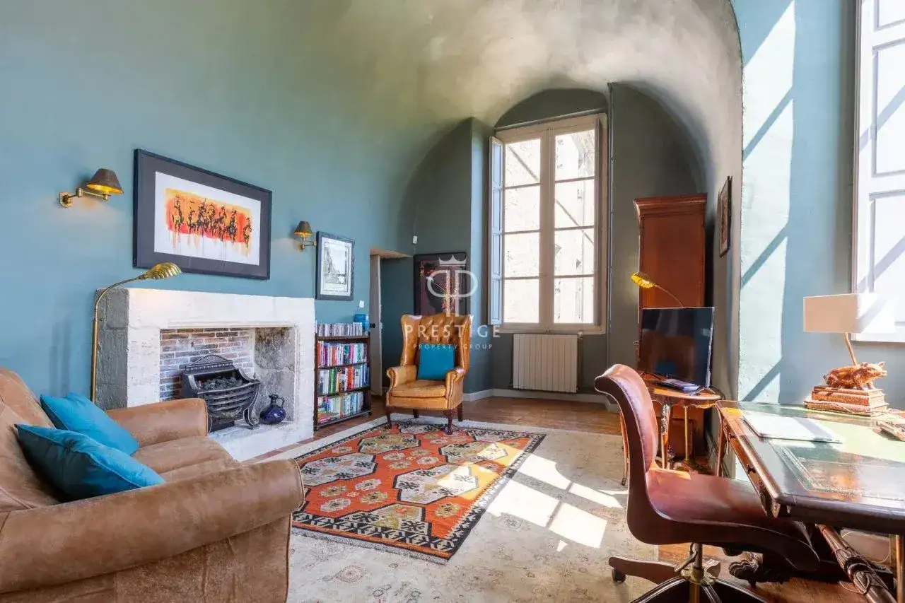 Замок 344м² в Франции, Бержерак. Стоимостью 1250000€ аренда фото-4