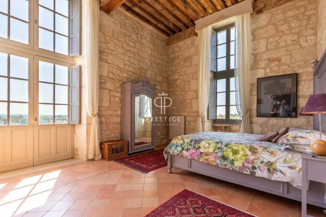 Замок 344м² в Франции, Бержерак. Стоимостью 1250000€ аренда фото-7