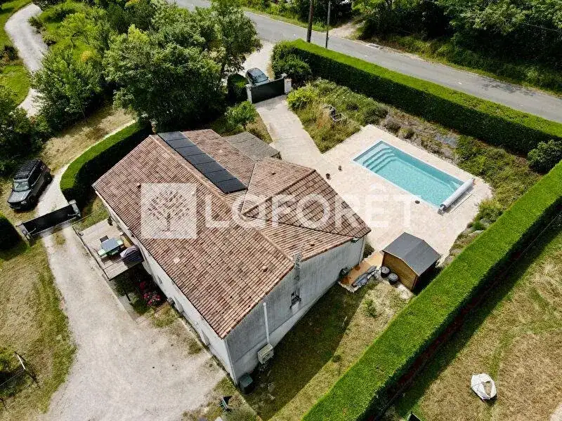 Замок 176м² в Франции, Монко. Стоимостью 318000€ аренда фото-5