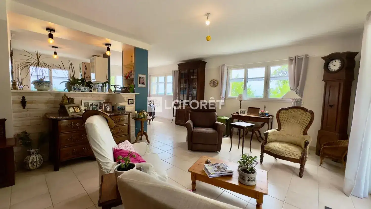 Замок 176м² в Франции, Монко. Стоимостью 318000€ аренда фото-11