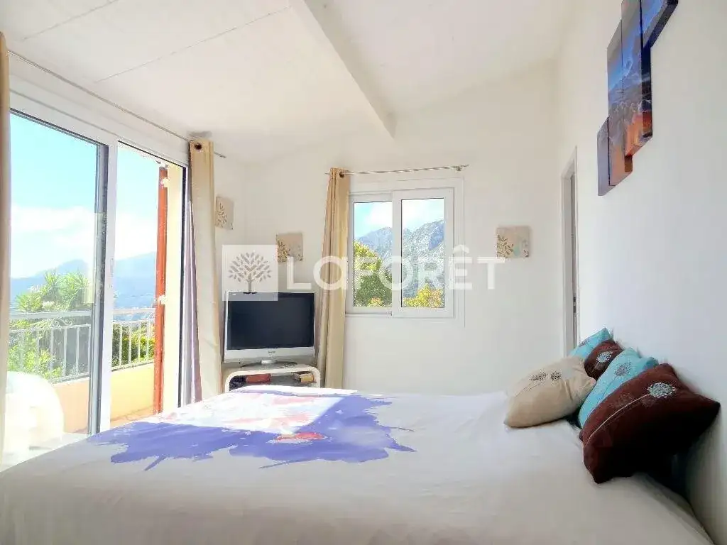 Замок 118м² в Франции, Кастеллар. Стоимостью 630000€ аренда фото-3