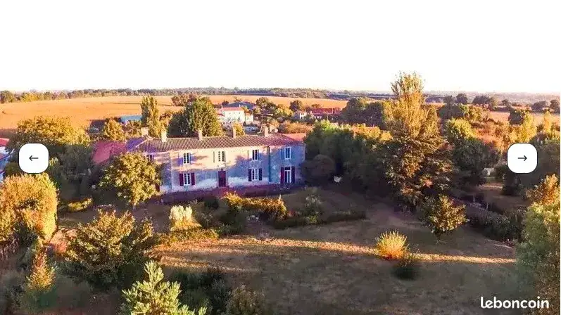 Замок 522м² в Франции, Ле Бернар. Стоимостью 895000€ аренда фото-11