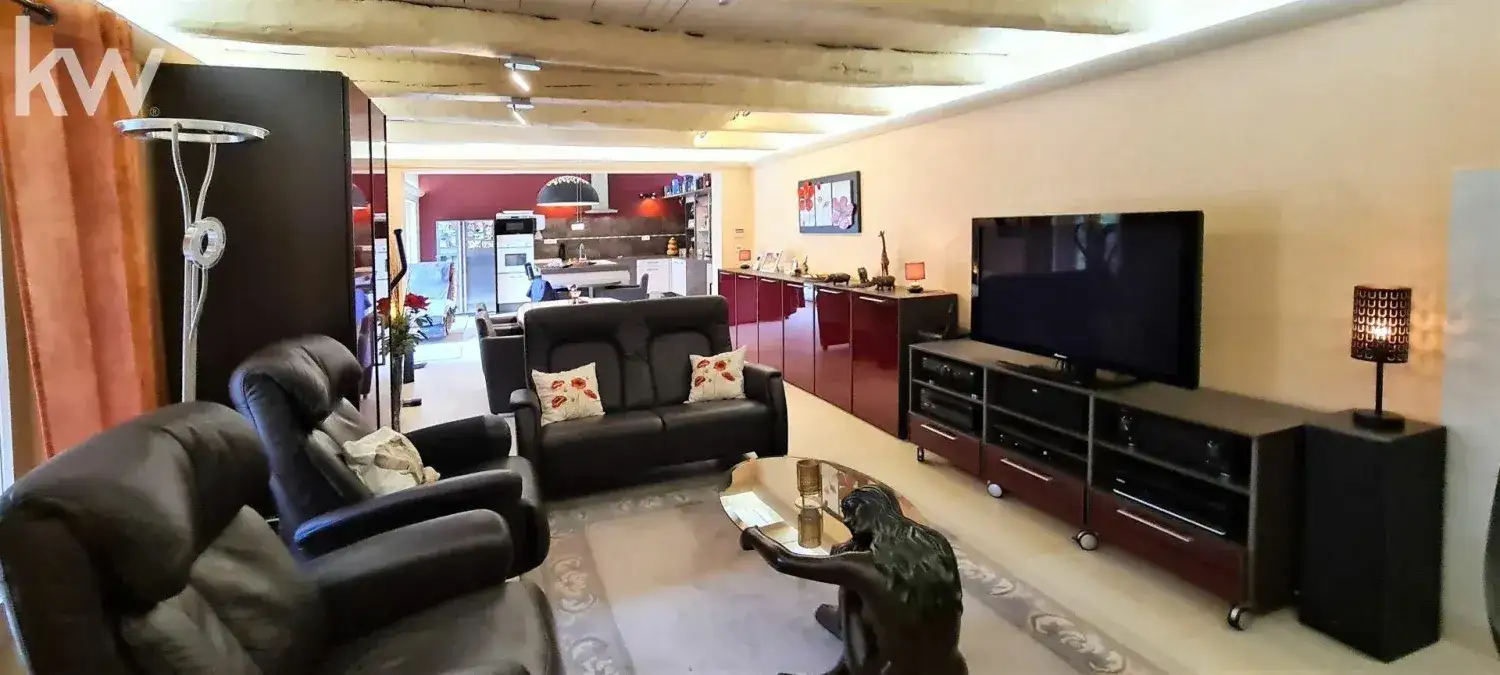 Замок 180м² в Франции, Бриньоль. Стоимостью 795000€ аренда фото-18