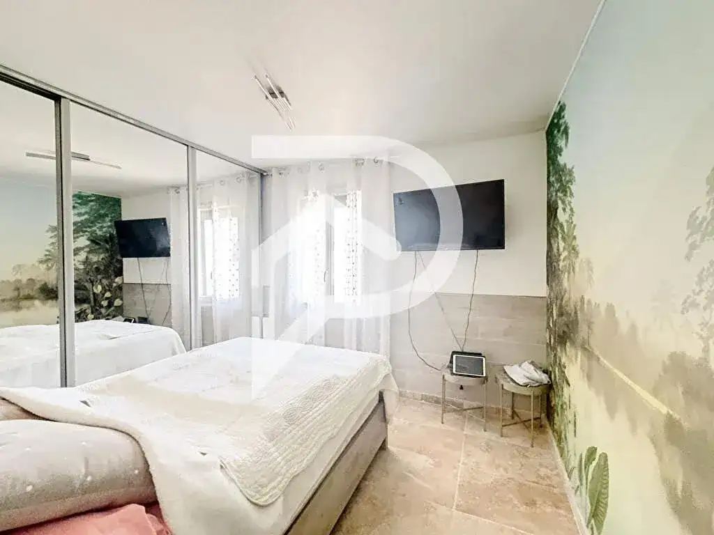 Замок 130м² в Франции, Вильнёв-ле-Авиньон. Стоимостью 520000€ аренда фото-1