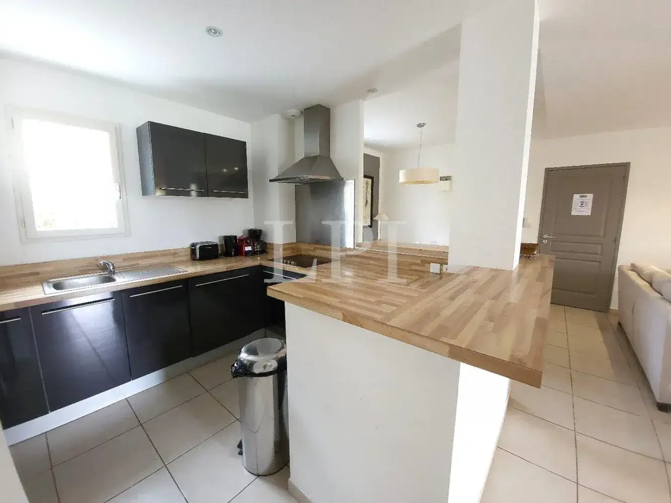 Замок 115м² в Франции, Сен-Сатюрнен-лез-Апт. Стоимостью 470000€ аренда фото-4