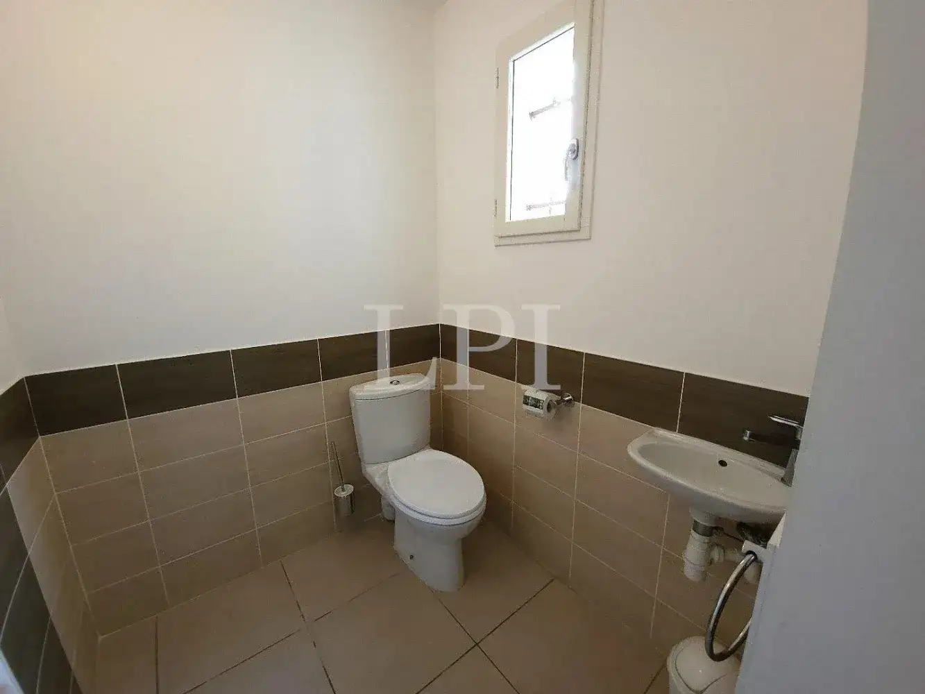 Замок 115м² в Франции, Сен-Сатюрнен-лез-Апт. Стоимостью 470000€ аренда фото-20