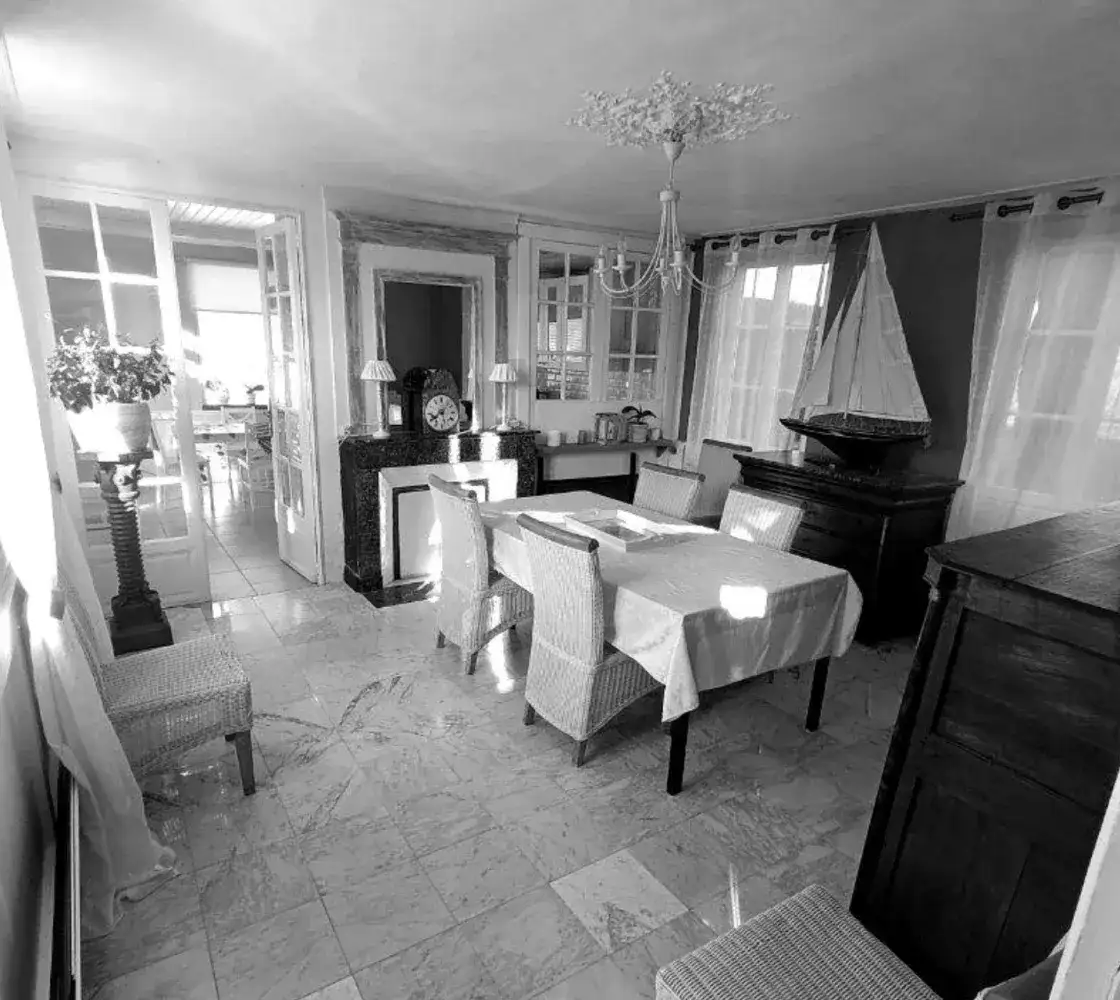 Замок 175м² в Франции, Ла Э-дю-Тей. Стоимостью 399000€ аренда фото-2