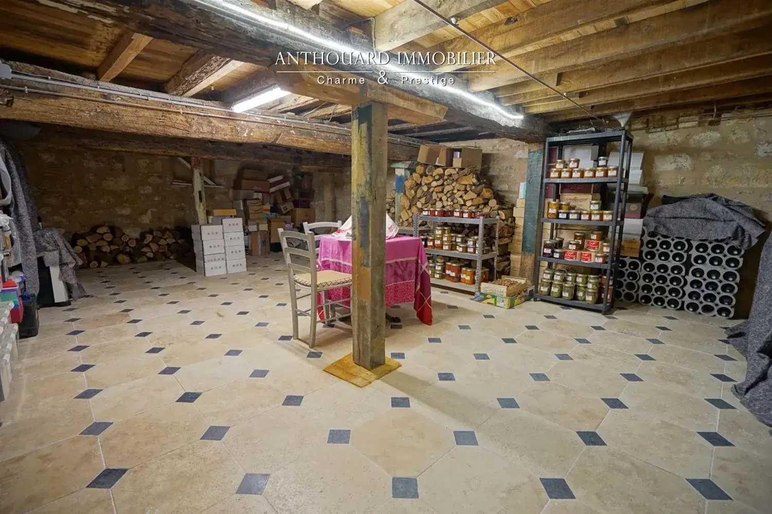 Замок 310м² в Франции, Монпазье. Стоимостью 1100000€ аренда фото-8