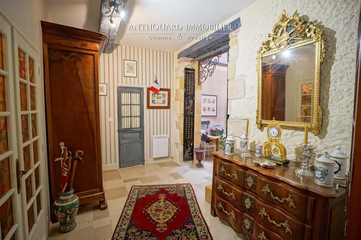Замок 310м² в Франции, Монпазье. Стоимостью 1100000€ аренда фото-16