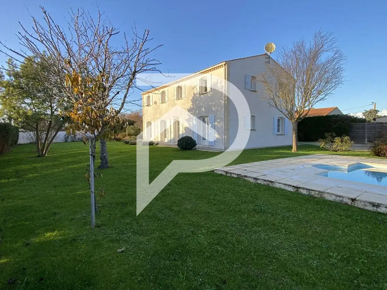 Замок 193м² в Франции, Бурсфран-ле-Шапю. Стоимостью 576450€ аренда фото-5