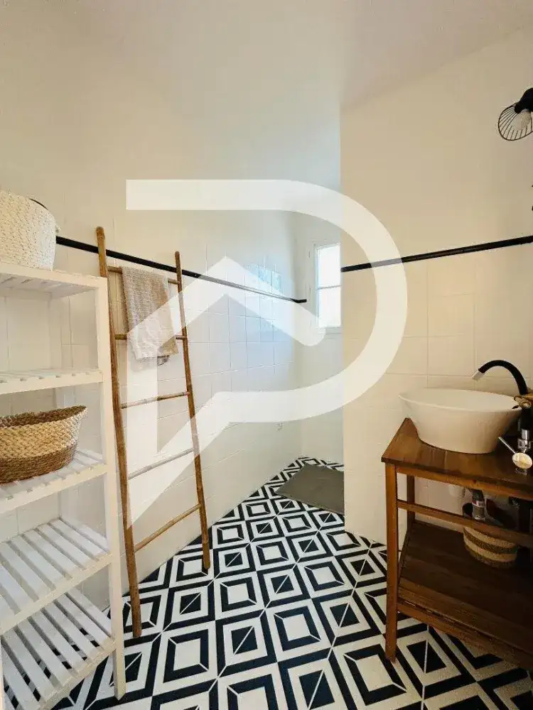 Замок 193м² в Франции, Бурсфран-ле-Шапю. Стоимостью 576450€ аренда фото-18