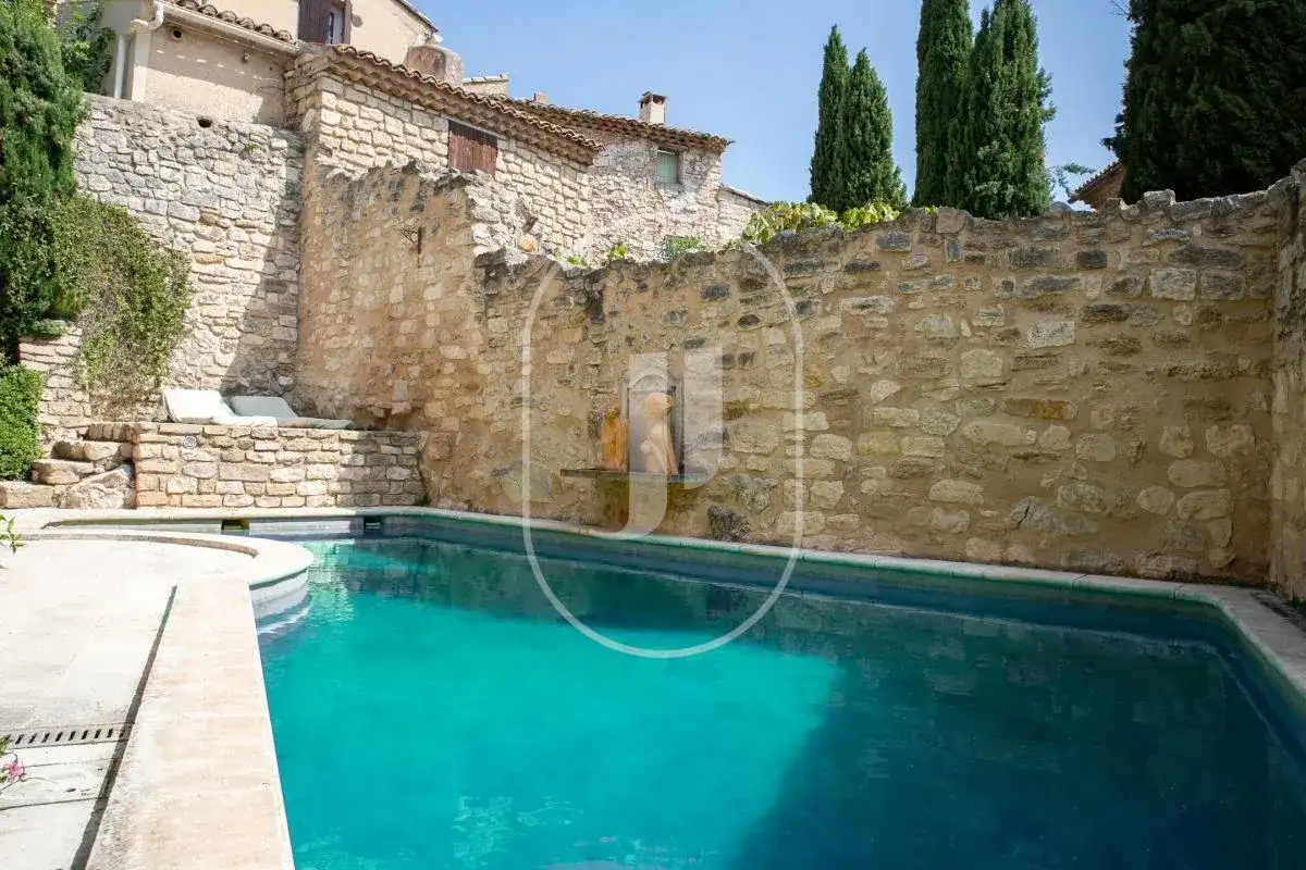 Замок 355м² в Франции, Ле-Барру. Стоимостью 1150000€ аренда фото-12