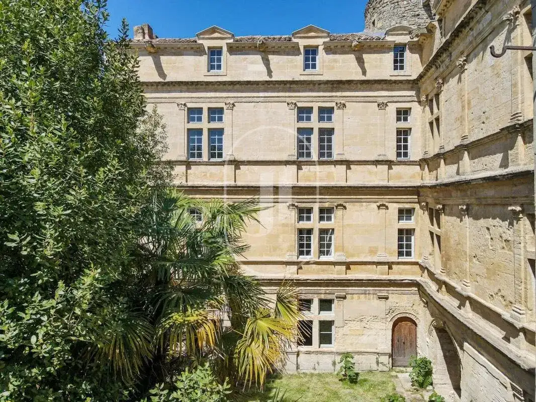 Замок 550м² в Франции, Юзес. Стоимостью 795000€ аренда фото-6