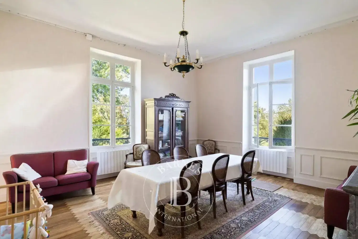 Замок 520м² в Франции, Сали-де-Беарн. Стоимостью 690000€ аренда фото-7