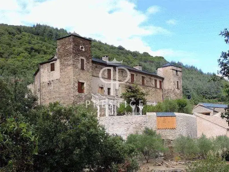 Замок 565м² в Франции, Каркасон. Стоимостью 1595000€ аренда фото-10