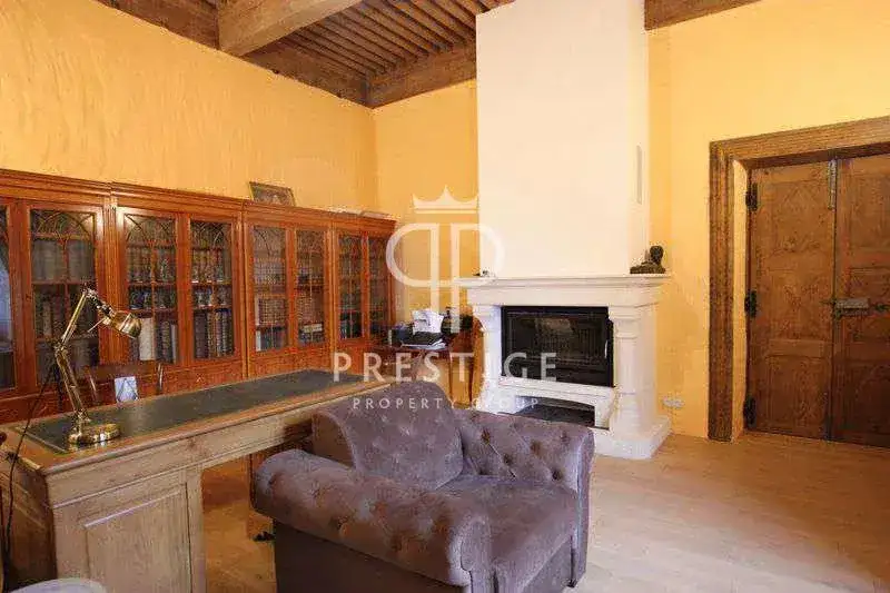 Замок 565м² в Франции, Каркасон. Стоимостью 1595000€ аренда фото-18