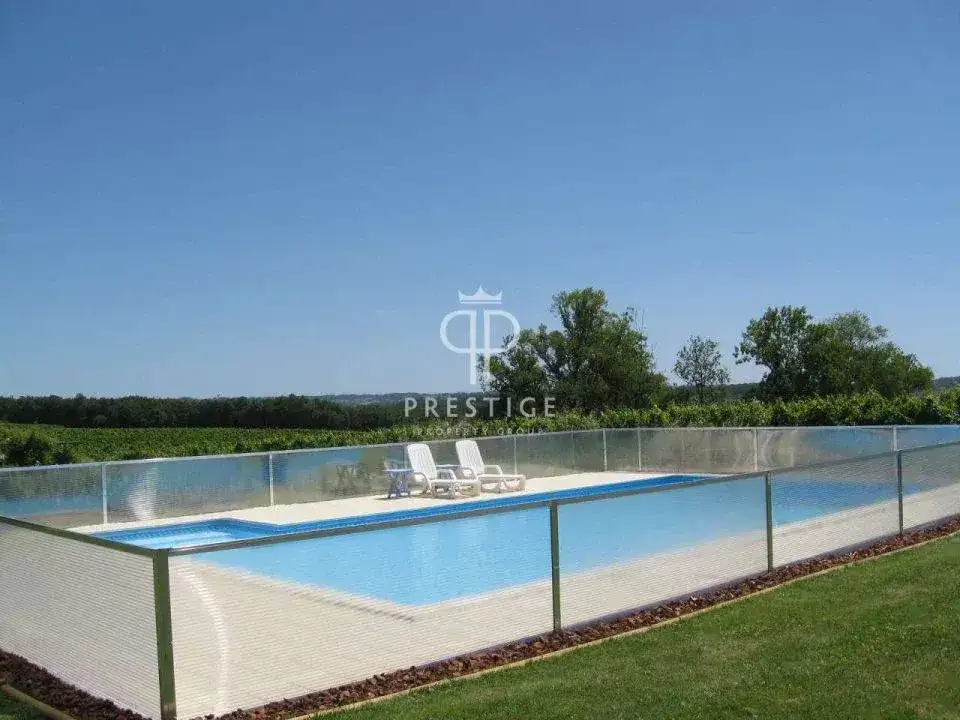 Замок 495м² в Франции, Дюра. Стоимостью 825000€ аренда фото-6
