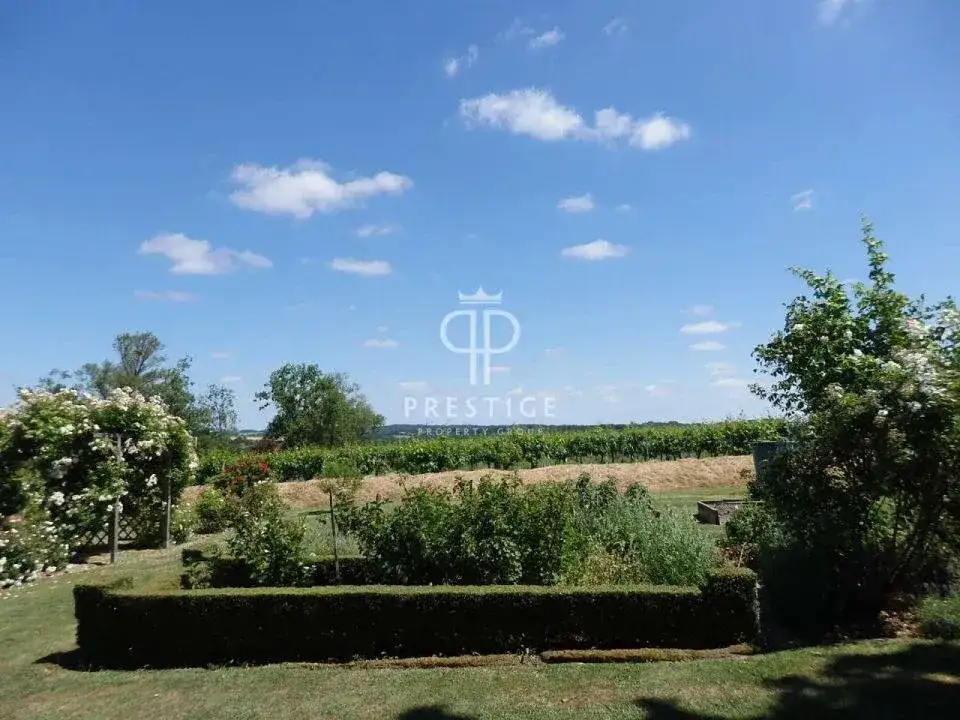 Замок 495м² в Франции, Дюра. Стоимостью 825000€ аренда фото-10