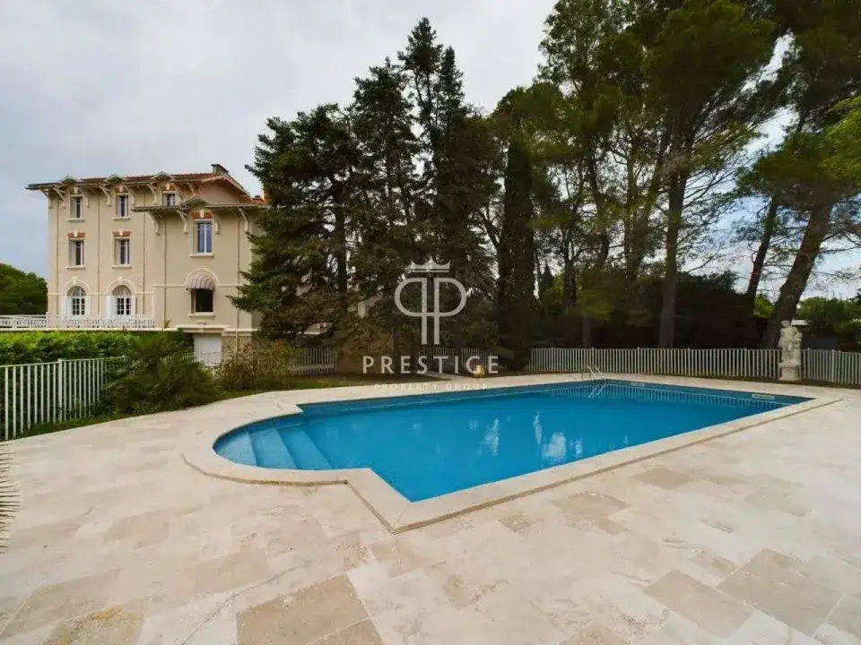Замок 455м² в Франции, Каркасон. Стоимостью 1400000€ аренда фото-3