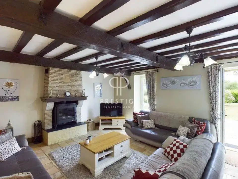 Замок 365м² в Франции, Сент-Фуа-ла-Гранд. Стоимостью 1150000€ аренда фото-17