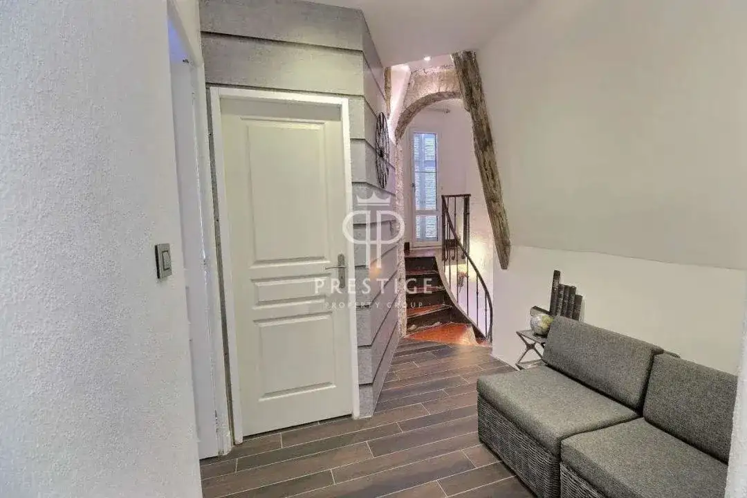 Замок 180м² в Франции, Драгиньян. Стоимостью 859000€ аренда фото-6