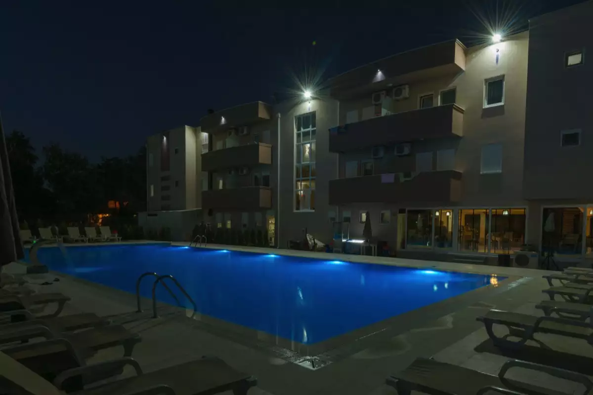 Отель, гостиница 1800м² в Черногории, Улцинь. Стоимостью 2700000€ аренда фото-21