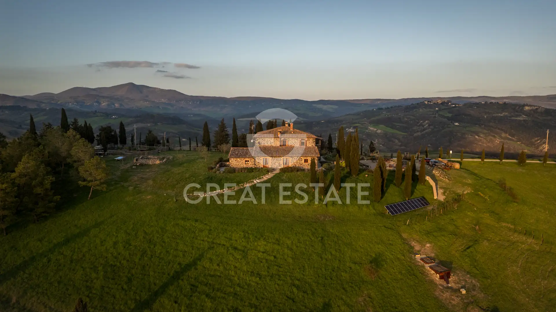 Дом 534м² в Италии, Сиена. Стоимостью 1900000€ аренда фото-13