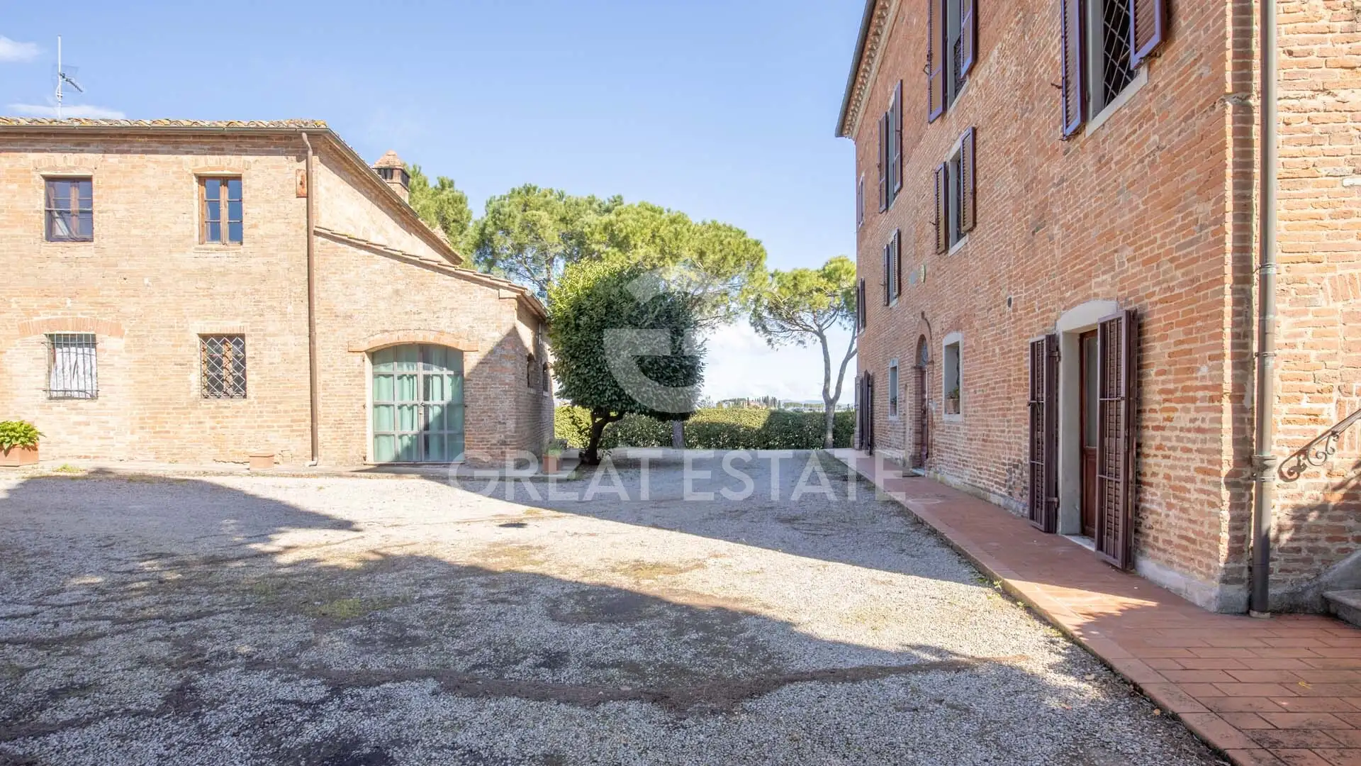 Дом 1170м² в Италии, Перуджа. Стоимостью 1580000€ аренда фото-11