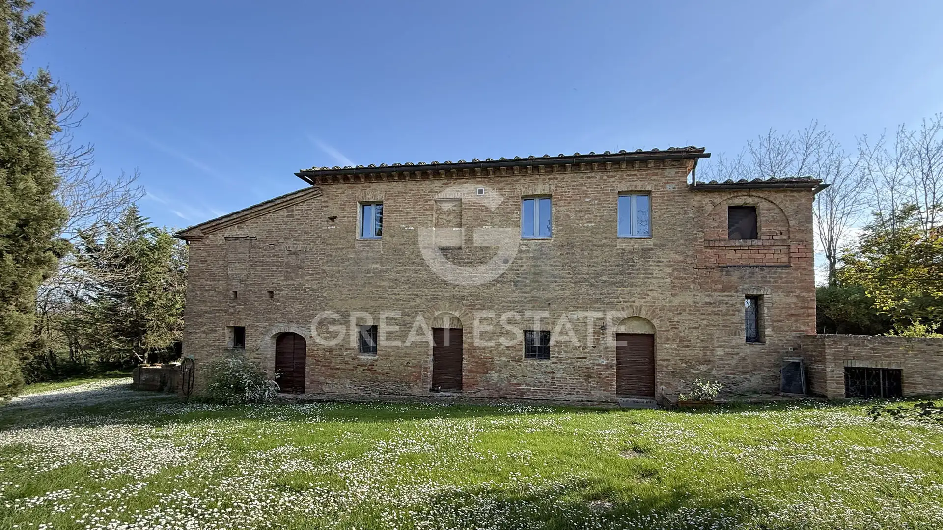 Дом 963м² в Италии, Сиена. Стоимостью 1300000€ аренда фото-5