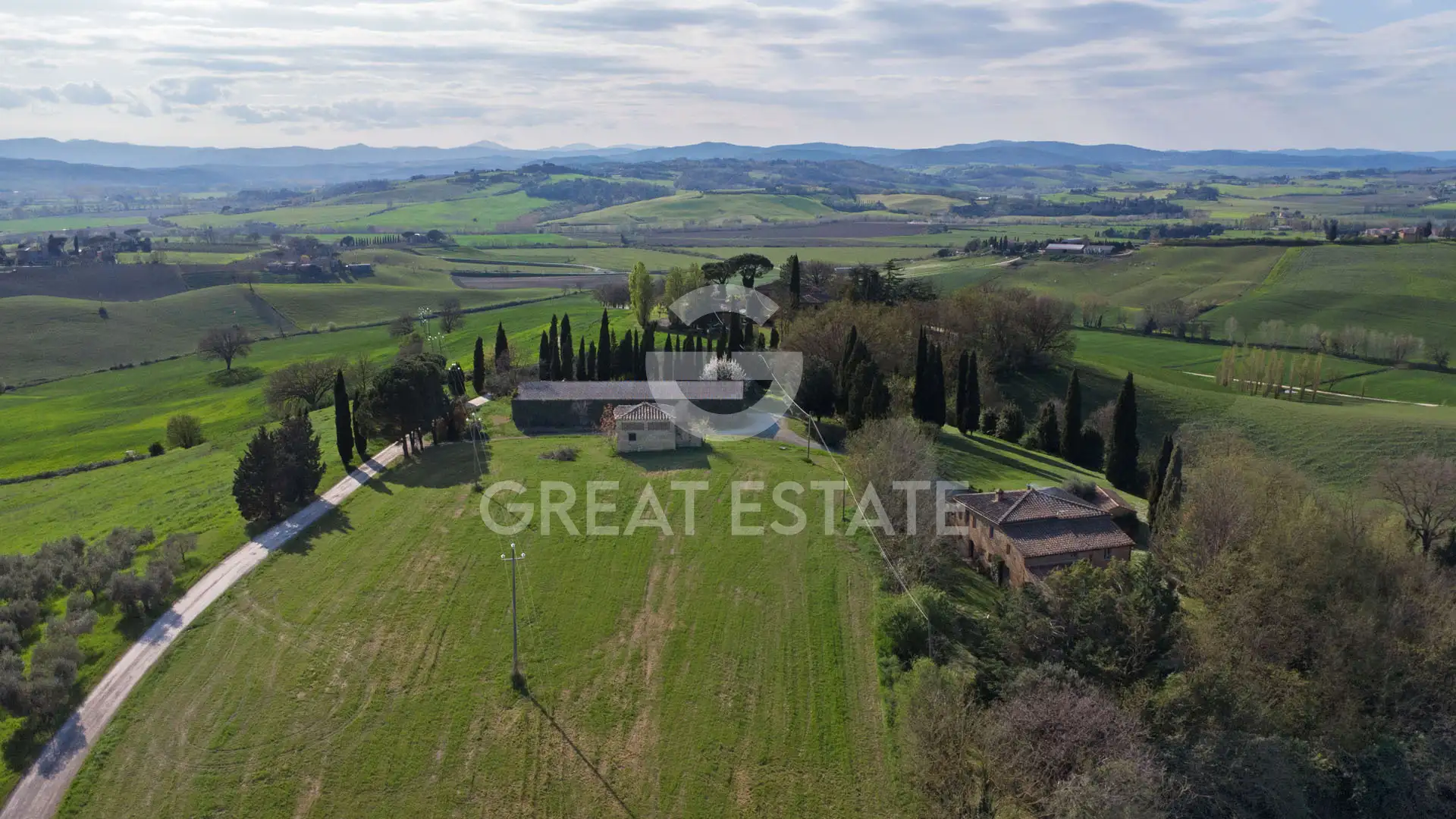 Дом 963м² в Италии, Сиена. Стоимостью 1300000€ аренда фото-10