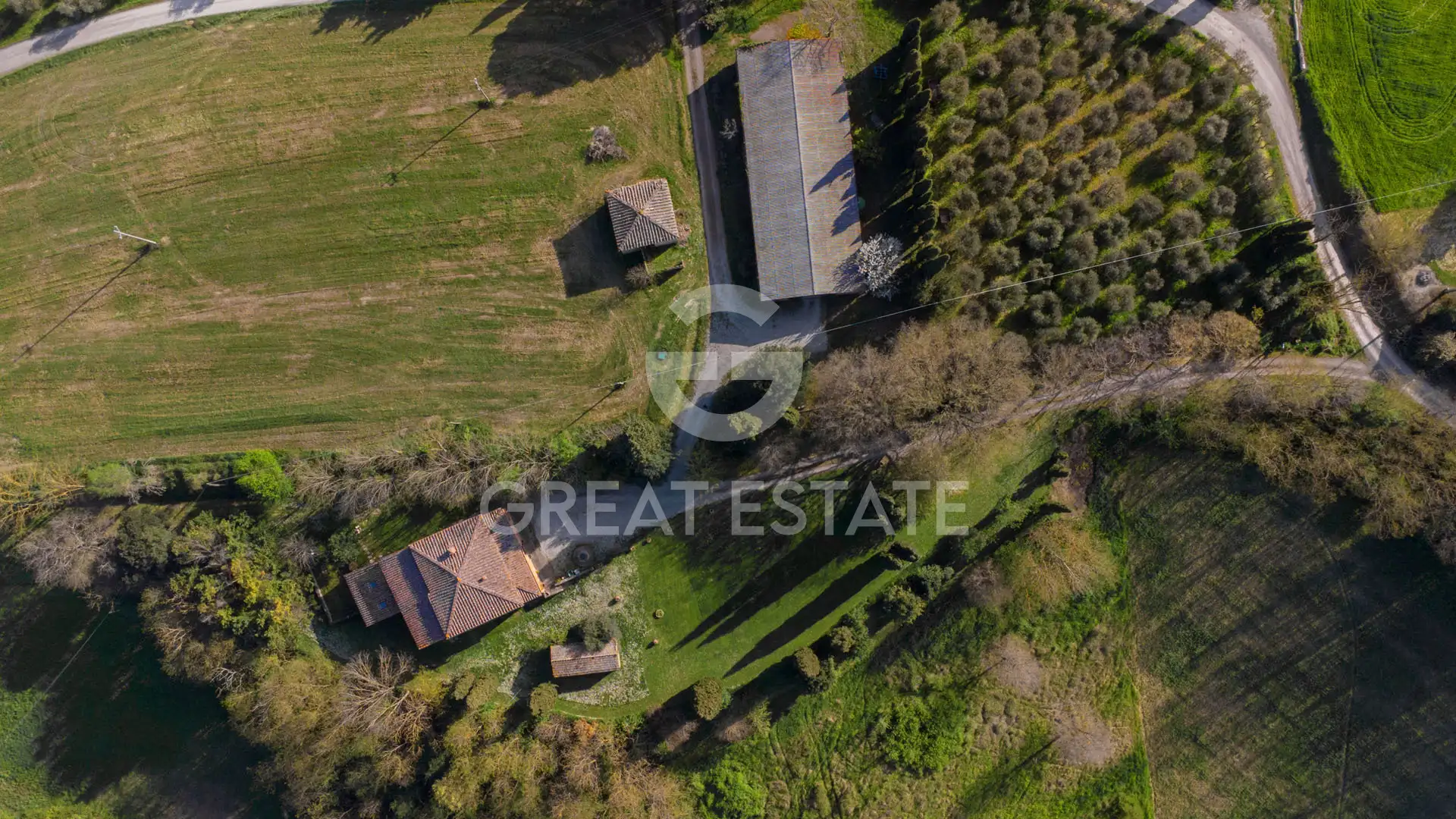 Дом 963м² в Италии, Сиена. Стоимостью 1300000€ аренда фото-11