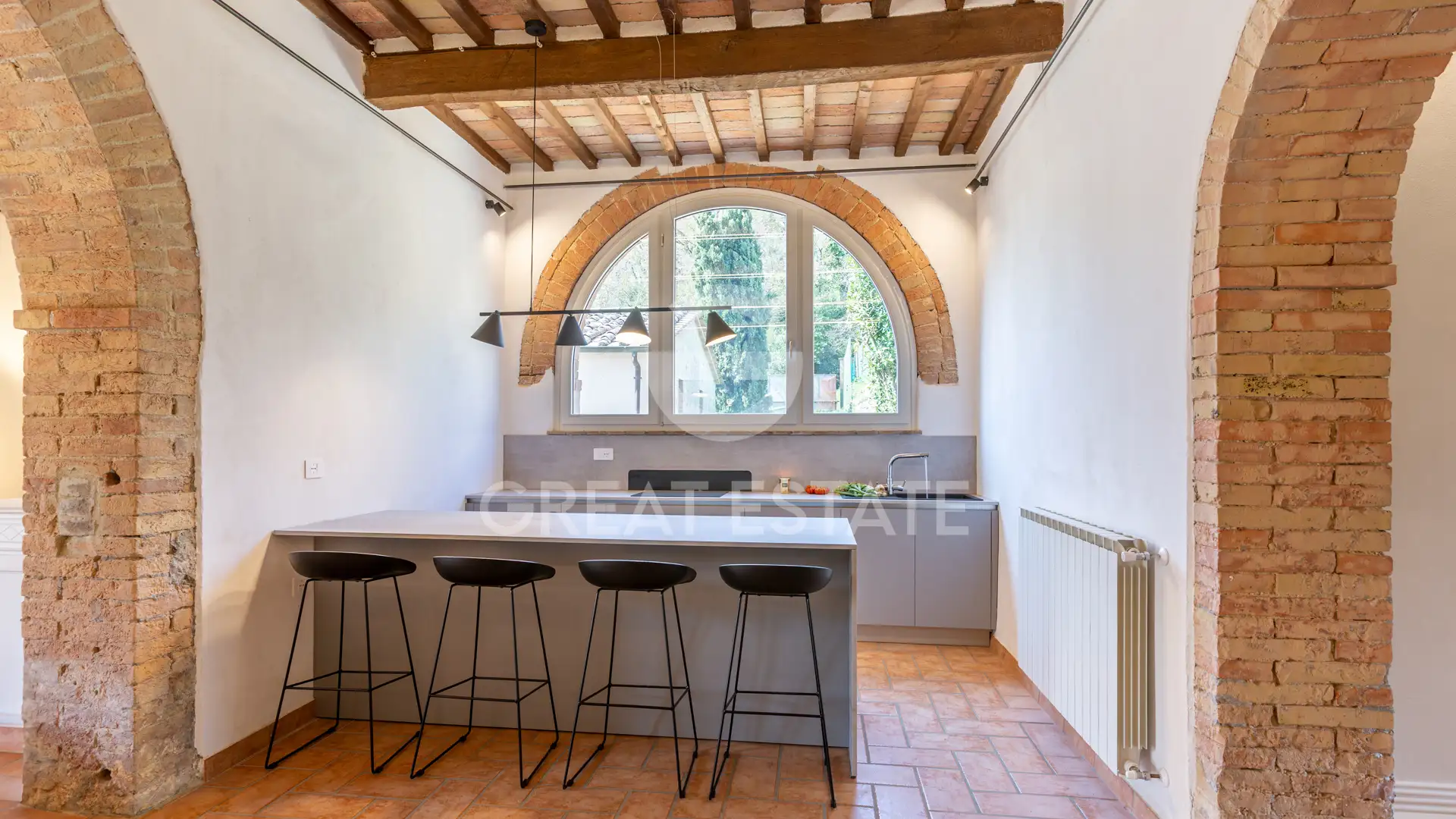 Вилла 526м² в Италии, Сиена. Стоимостью 1290000€ аренда фото-11