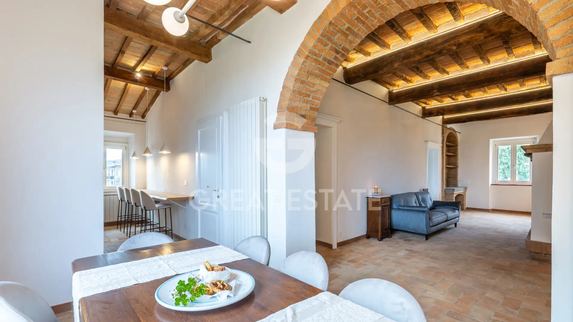 Вилла 526м² в Италии, Сиена. Стоимостью 1290000€ аренда фото-12